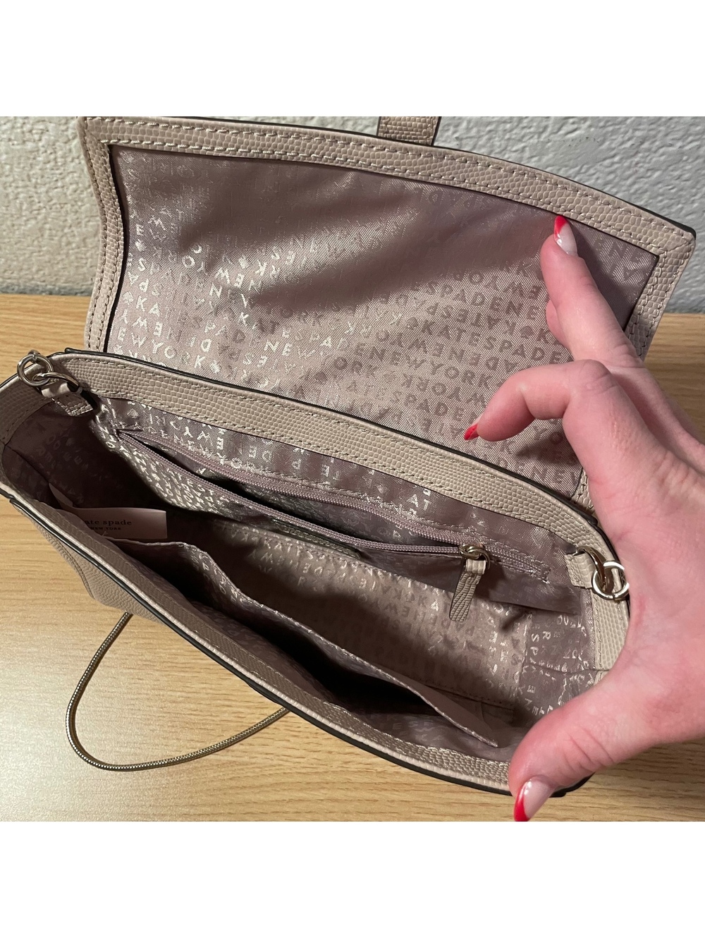 Kate Spade Beige Textured Leather Crossbody Bag - Picture 5 of 9